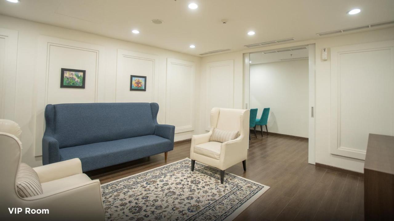Bw豪华酒店 占碑 外观 照片